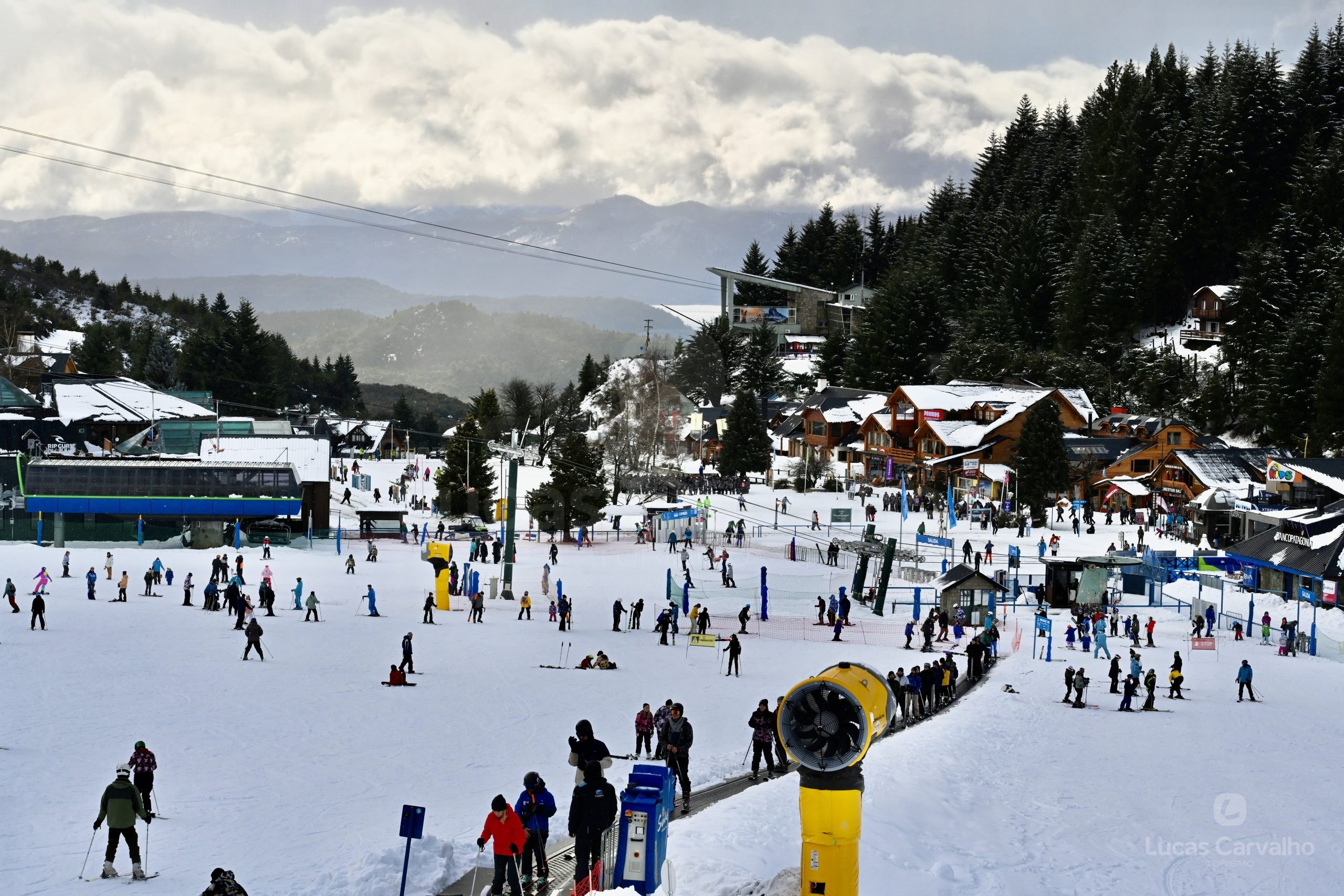Circuito Chico e Cerro Catedral: Neve e Ski foto 1