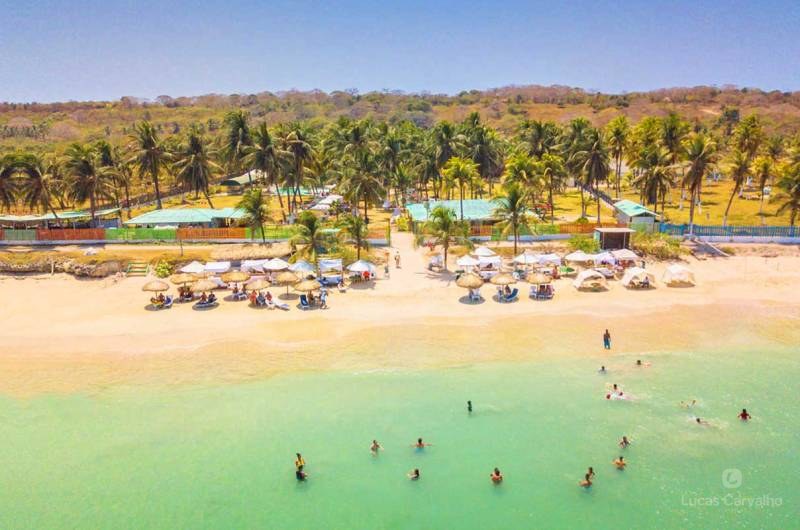 Palmarito Beach: Tierra Bomba