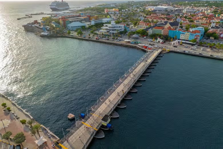 Tour por Otrobanda e Punda: Centro Histórico de Willemstad foto 2