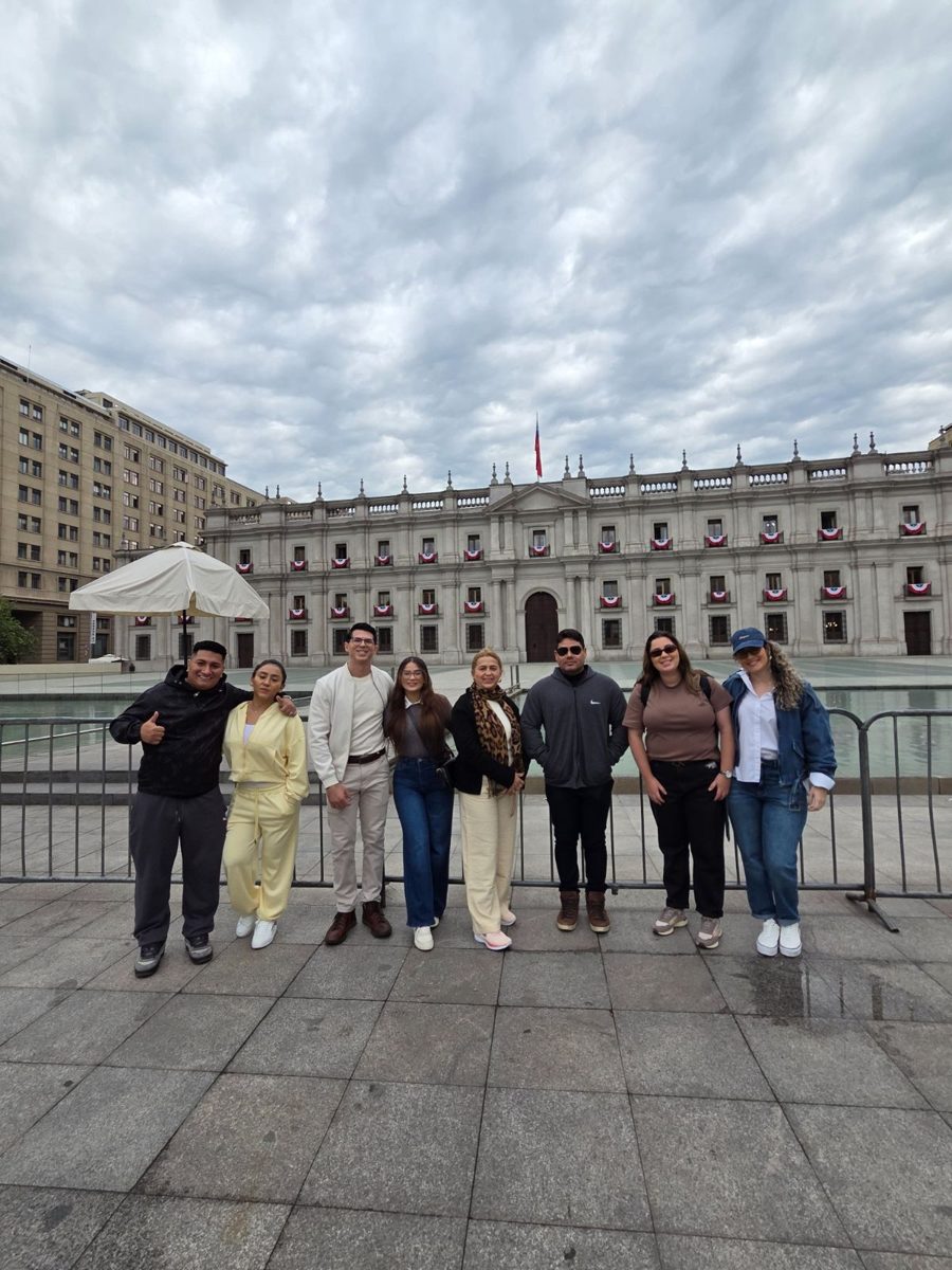 Grupo LC no La Moneda, Santiago